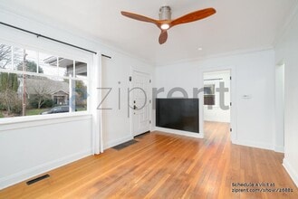 3713 NE 15th Ave in Portland, OR - Building Photo - Building Photo