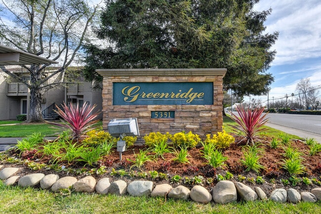 Greenridge Apartments