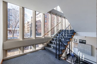 2009 Bryant Ave S in Minneapolis, MN - Foto de edificio - Interior Photo