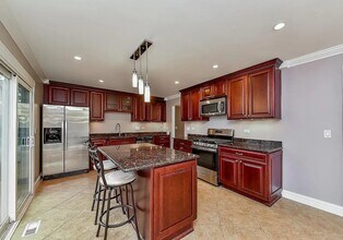 6S359 Greenwich Ct in Naperville, IL - Building Photo - Building Photo