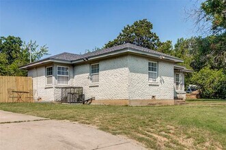 4650 S Ridge Terrace in Fort Worth, TX - Building Photo - Building Photo