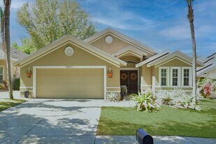 16637 Champions Ct in Clermont, FL - Building Photo