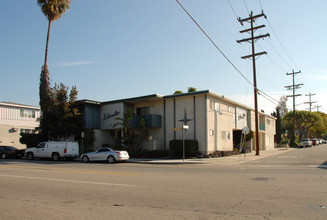 232 N Verdugo Rd in Glendale, CA - Building Photo - Building Photo