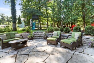 465 Sylvan Dr in Fontana-on-Geneva Lake, WI - Building Photo - Building Photo
