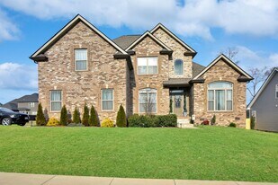 100 David Keith Ln in Clarksville, TN - Building Photo