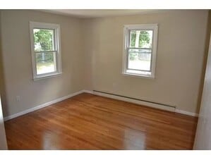 462 Nahatan St, Unit D4 in Norwood, MA - Building Photo - Building Photo