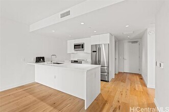 1001 Queen St in Honolulu, HI - Foto de edificio - Building Photo