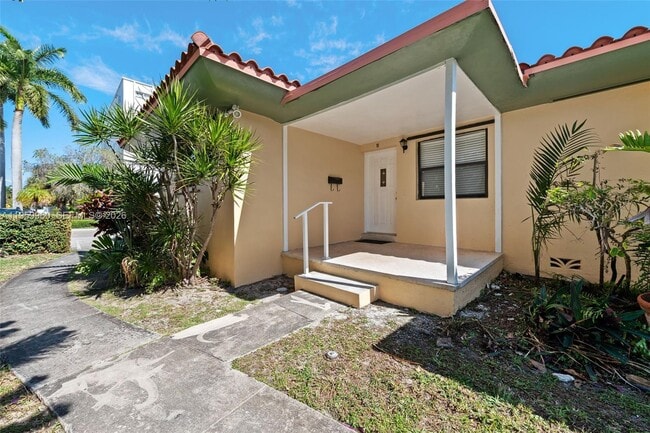 1082 92nd St in Bay Harbor Islands, FL - Building Photo - Building Photo