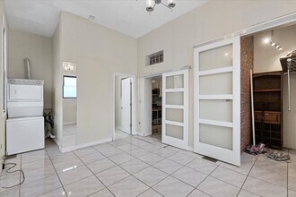 229 S Racine Ave in Chicago, IL - Building Photo - Building Photo