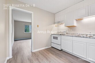 1603 Rosetta Dr in Durham, NC - Foto de edificio - Building Photo