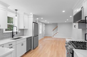 22 James St in Woburn, MA - Building Photo - Building Photo