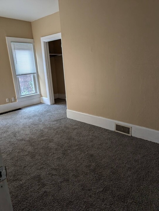 1508 S Linden Ave in Alliance, OH - Building Photo