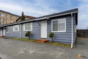1030 W 26th Ave, Unit 1 in Anchorage, AK - Building Photo