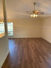 5219 Beaverhill Dr in Houston, TX - Building Photo - Building Photo