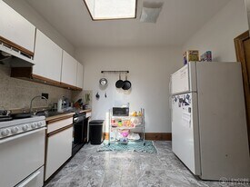 17 Aberdeen St, Unit 6 in Boston, MA - Building Photo