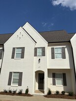 1 Cottage Grove Dr in Oxford, MS - Building Photo