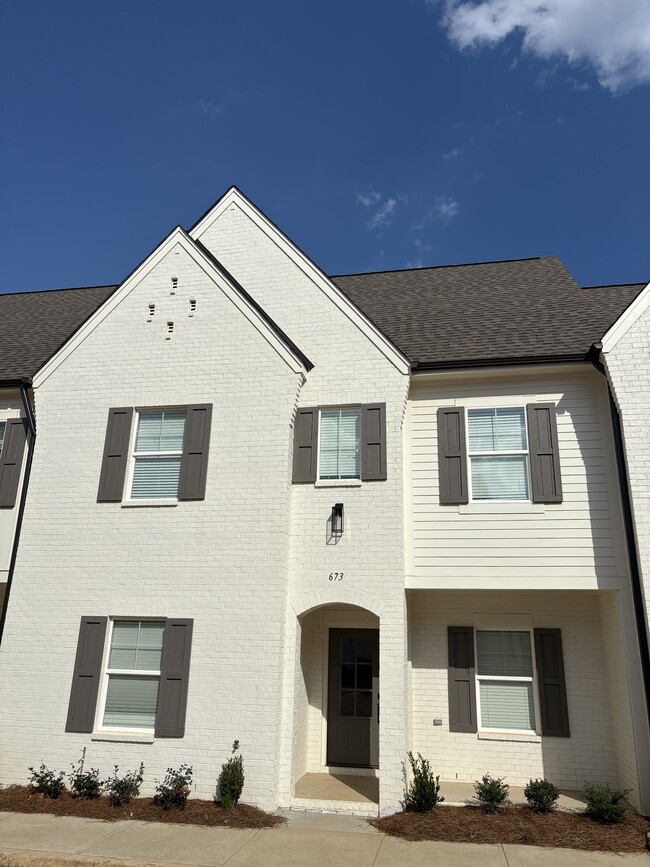 property at 1 Cottage Grove Dr
