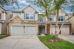 7493 DEVONDALE Way in Jacksonville, FL - Building Photo