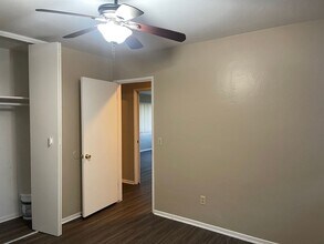 300 Pacific St in Bakersfield, CA - Building Photo - Building Photo