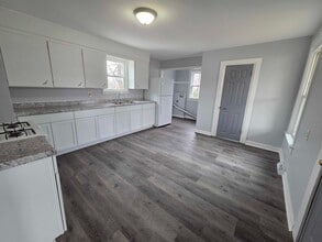 3533 Douglas Ave in Racine, WI - Building Photo - Building Photo