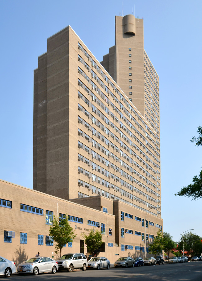 Keith Plaza in Bronx, NY - Foto de edificio - Building Photo