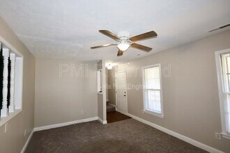 2801 Pine Meadows Cir in Chester, VA - Building Photo - Building Photo
