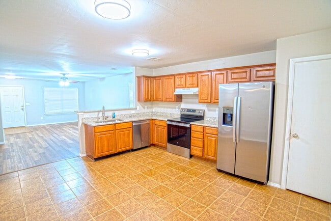 property at 4508 SE 80th St