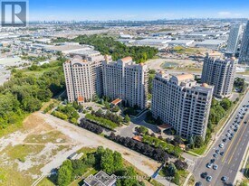 9245 Jane St in Vaughan, ON - Building Photo