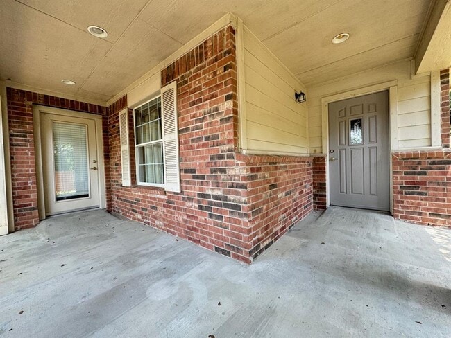 9000 Spiceland Cir in Austin, TX - Building Photo - Building Photo