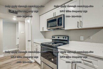 1417 Kitty Hawk Dr in Arlington, TX - Building Photo - Building Photo
