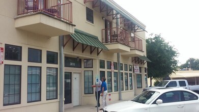 3010 N St Mary's St-Unit -1201 in San Antonio, TX - Building Photo - Building Photo