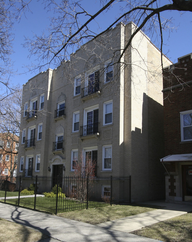 7255 N Bell Ave in Chicago, IL - Building Photo - Building Photo