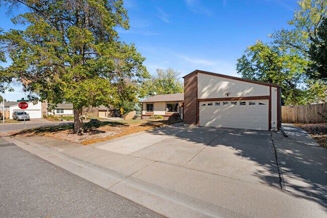 4558 S Laredo St in Aurora, CO - Building Photo - Building Photo