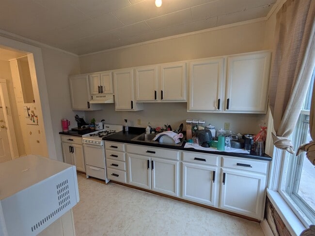 15 W Main St in Platteville, WI - Building Photo - Building Photo