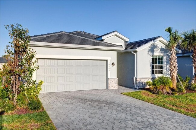11387 Pinot Dr in Venice, FL - Building Photo - Building Photo