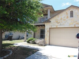 753 Great Oaks Dr in New Braunfels, TX - Building Photo