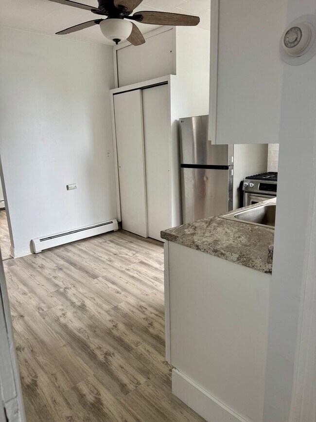 51 66th St in West New York, NJ - Building Photo - Building Photo