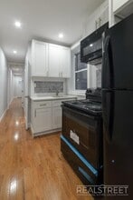 1 Bed W. Tons of Space in Crown Heights! in Brooklyn, NY - Foto de edificio - Building Photo
