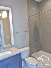 878 W Lill Ave in Chicago, IL - Building Photo - Building Photo