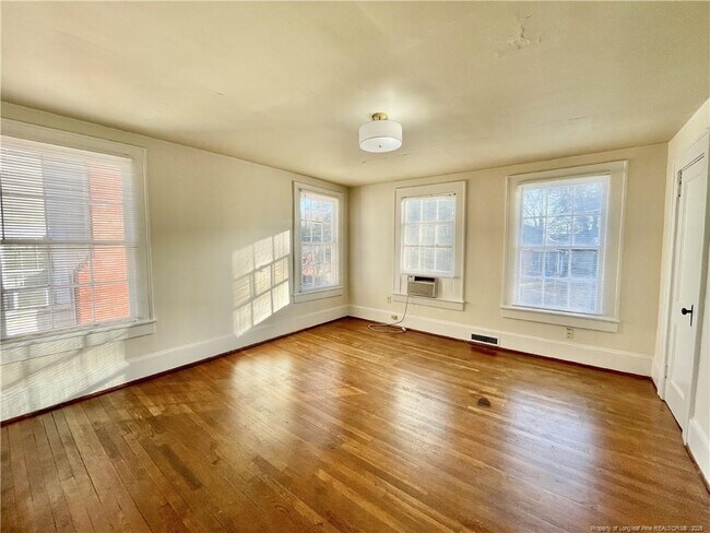 117 Woodside Ave in Fayetteville, NC - Building Photo - Building Photo
