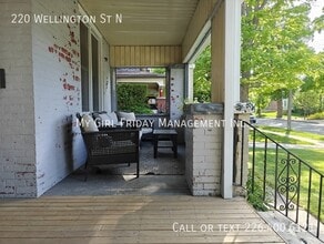 220 Wellington St N in Kitchener, ON - Building Photo - Building Photo