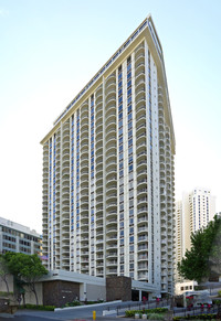 1717 Ala Wai in Honolulu, HI - Foto de edificio - Building Photo