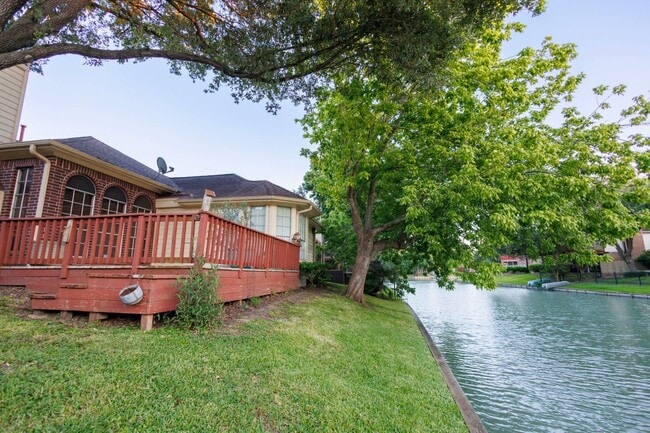 1131 Spinnaker Way in Sugar Land, TX - Building Photo - Building Photo