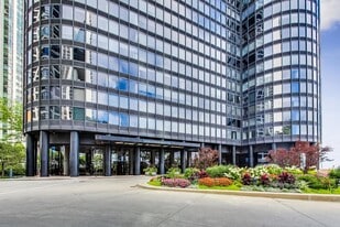 155 N Harbor Dr in Chicago, IL - Building Photo