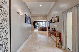 2150 Tanbark Ln in Fort Lauderdale, FL - Building Photo - Building Photo