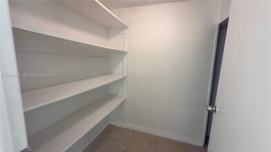 1411 NE 155th Terrace in North Miami Beach, FL - Building Photo - Building Photo