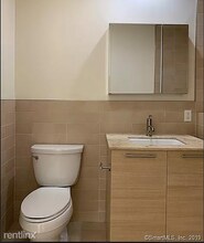 2 S Main St in Norwalk, CT - Building Photo - Building Photo