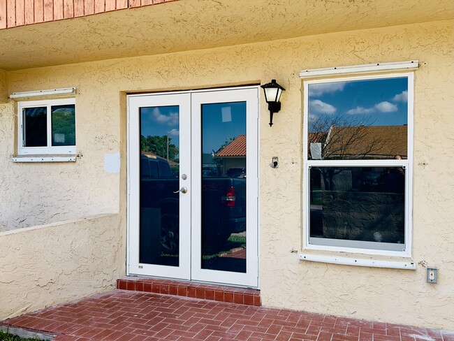 53 NW 109th Ct in Miami, FL - Building Photo - Building Photo