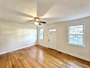 3563 Aurora Cir in Memphis, TN - Building Photo - Building Photo