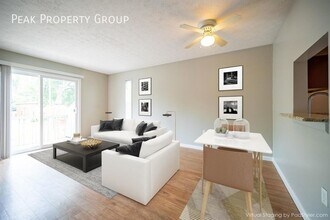 955 Quay Ave, Unit G in Grandview Heights, OH - Building Photo - Building Photo